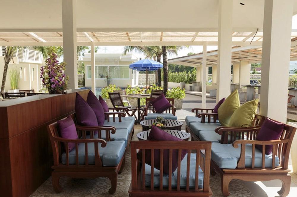 Impress Resort Thalang Buitenkant foto